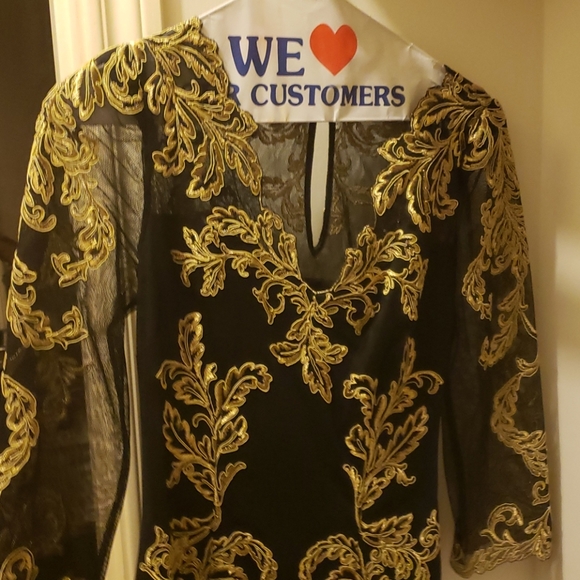 Dress - Picture 1 of 2